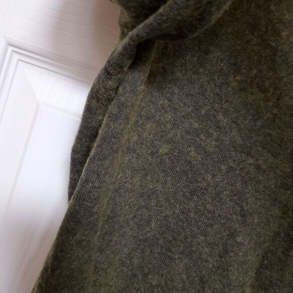 J.Crew Factory Wool Blend V-Neck Sweater XS Heather Olive - Picture 6 of 9